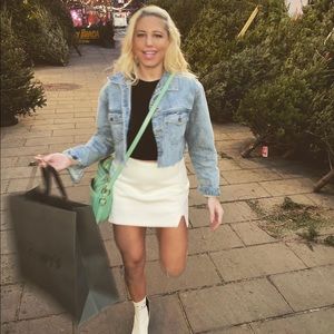 Meet your Posher, Robin